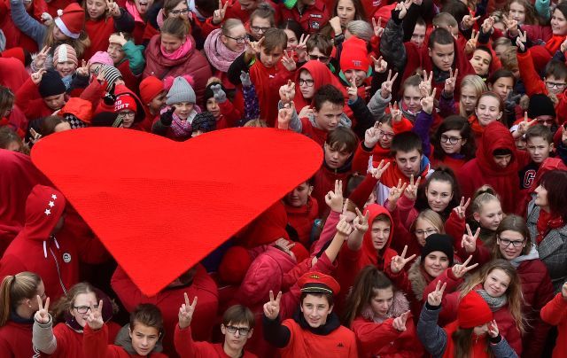 Pelhřimovští školáci slaví 30 výročí sametové revoluce. 15. listopad 2019