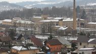Továrny tu jsou, ale nevyrábí. Proč by měly, když všechen textil se vozí z Asie.