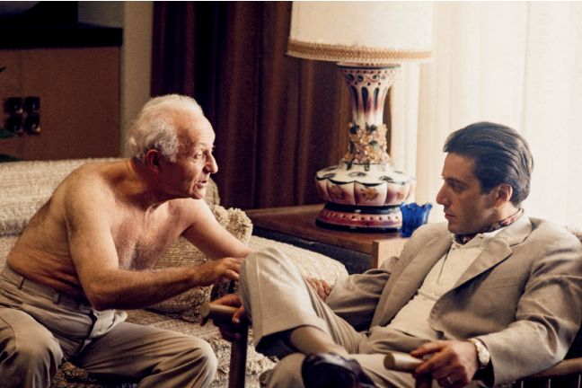 S Leem Strasbergem. Mohl by sis obléct košili? | Foto: Z knihy Sonny Boy