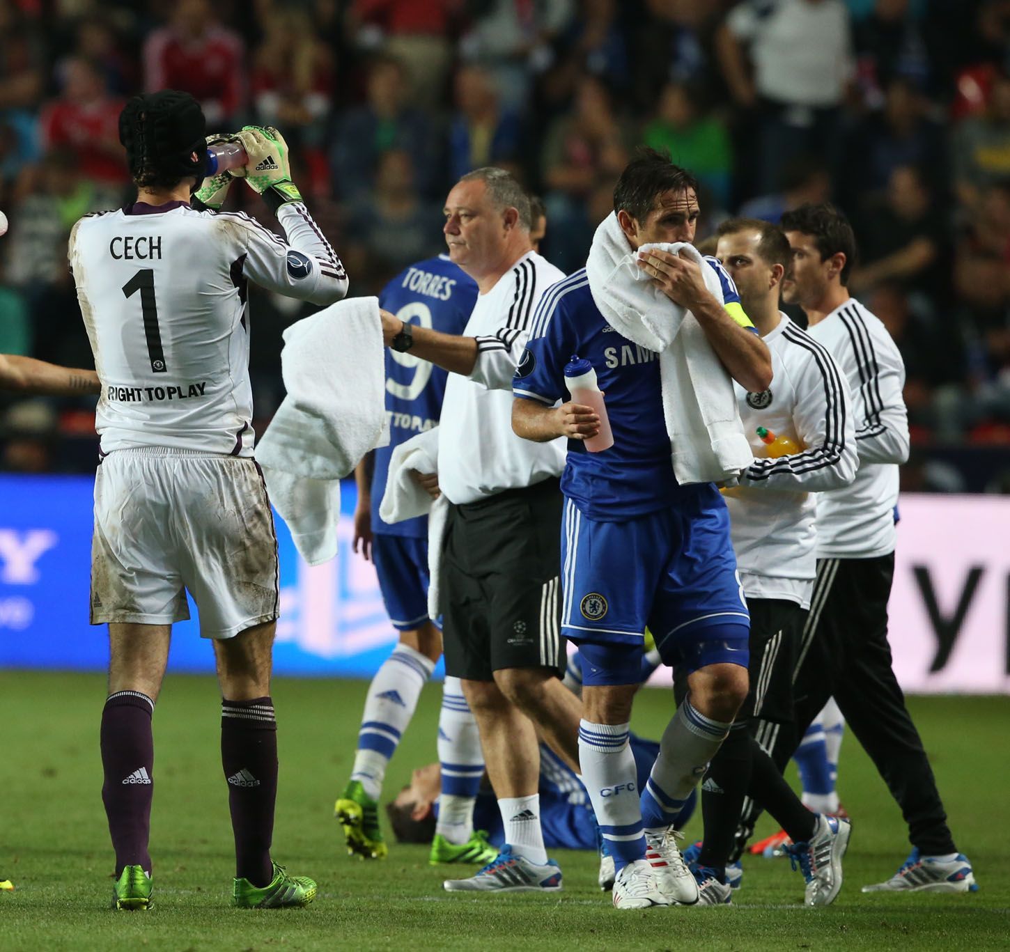 Petr Čech v Superpoháru Bayern - Chelsea