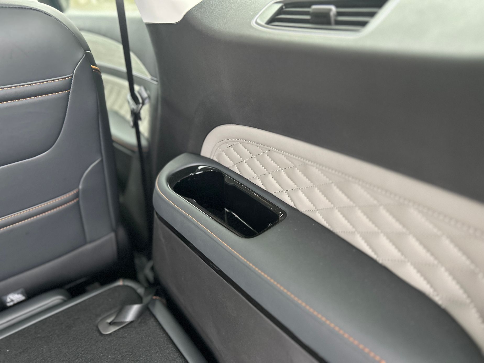 Dongfeng U-Tour hybrid