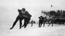 rychlobrusleni 1932 vas. Valmari Toikka, Veli Saarinen, Väinö Liikkanen ja Martti Lappalainen Lake Placidin olympialaisissa 1932.