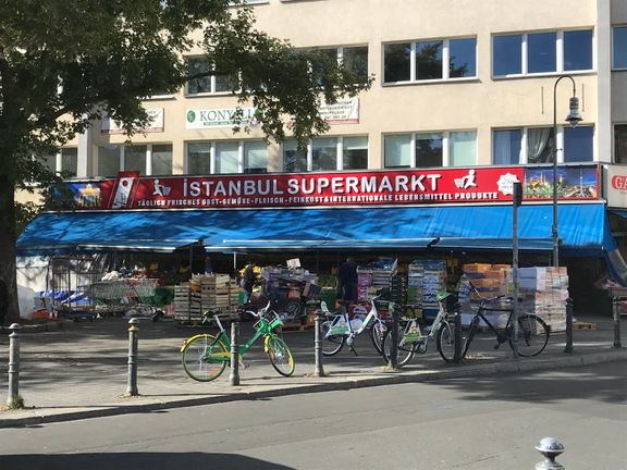 Obchod ve čtvrti Kreuzberg.