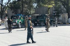 Dva útoky Tálibánu v Afghánistánu. Celkem zemřelo nejméně 46 lidí