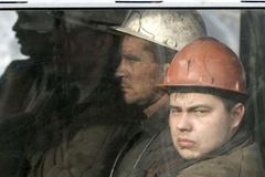 Výbuch v ruském dole nepřežilo 38 horníků