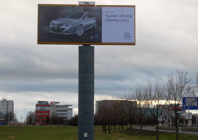 Škoda versus Hyundai billboardy