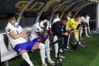 Američtí fotbalisté zuří. Být to proti Mexiku, tak hoří stadion, stěžoval si trenér