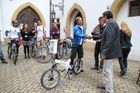 Studenti jedou Evropou za mír, stavili se i v Olomouci