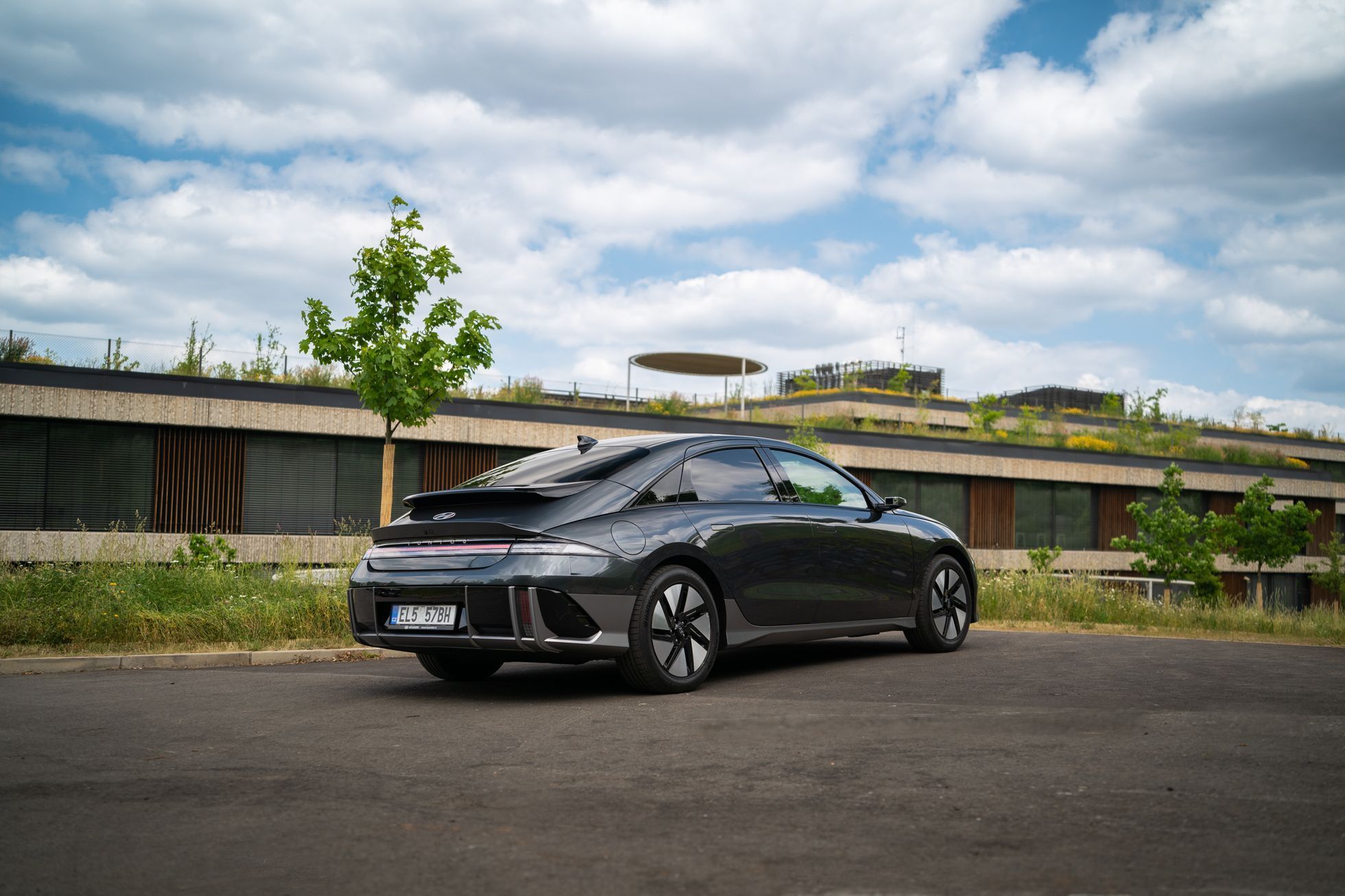 Hyundai Ioniq 6