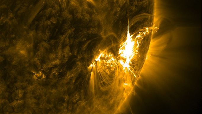 Sunspot 1515 Release X1.1 Class Solar Flare This close-up image captured by NASA’s Solar Dynamics Observatory (SDO) shows the July 6, 2012 X-class flare captured in the 171 Angstrom wavelength. Credit: NASA/SDO