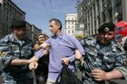 Gaye policie v Moskvě rozehnala. Eurosong nepomohl