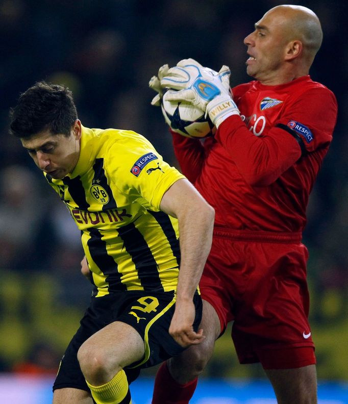 Dortmund - Málaga: Robert Lewandowski - Wilfredo Caballero