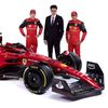 Ferrari F1-75 pro sezonu 2022 - Carlos Sainz jr., Mattia Binotto, Charles Leclerc