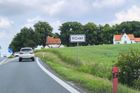 Starosta malé obce bez obalu: Radary nás chrání od největších "prasáren"