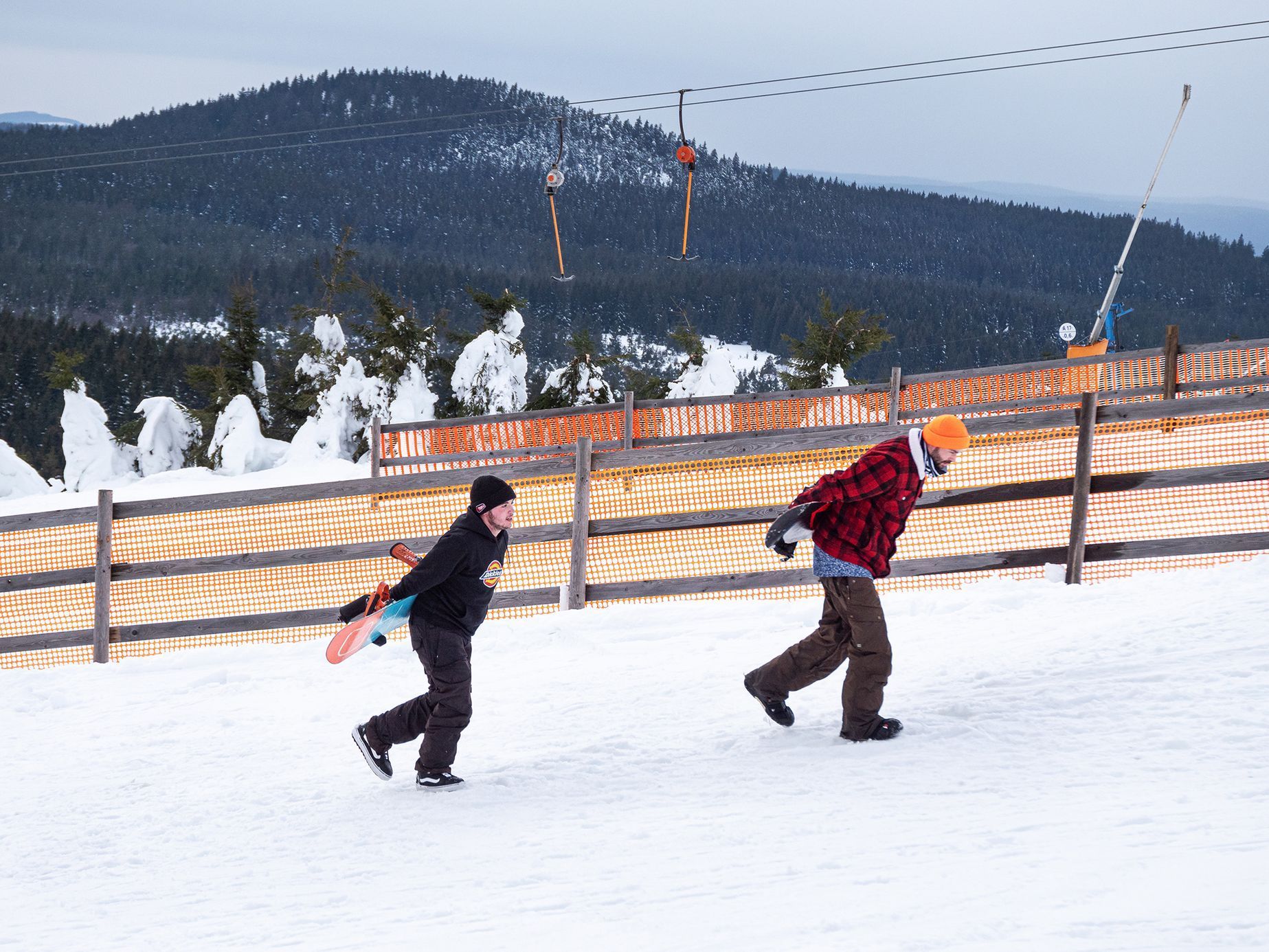 Koronavirus, leden 2021 - prázdné sjezdovky v Krušných horách, Klínovec