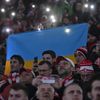Fanoušci Slavie s ukrajinskou vlajkou před odvetou 2. kola EKL Slavia - Fenerbahce