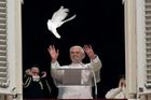 Papež vyzývá k boji proti chudobě