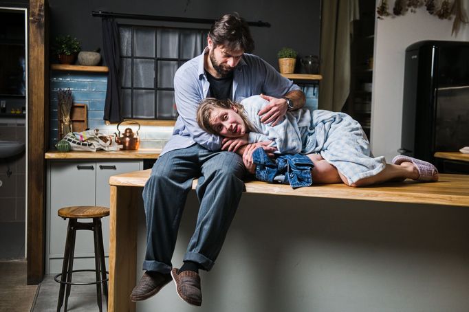 Ondřej Kokorský jako Štěpán a Markéta Richterová v roli Daniely.