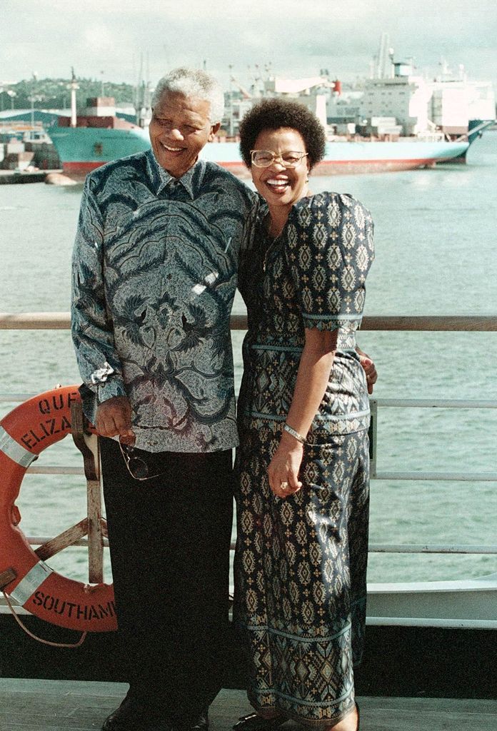 Nepoužívat v článcích! / Fotogalerie: Nelson Mandela / Třetí manželka / 1996