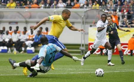 Brazílie - Ghana: Ronaldo dává gól