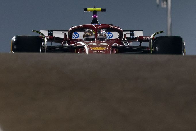 Lewis Hamilton, Ferrari v kvalifikaci na VC Abú Zabí 2025