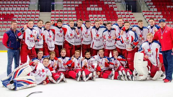 Dorostenci CSKA Moskva opanovali letní President Cup se skóre 31:4. Ve finále smetli domácí Třinec.