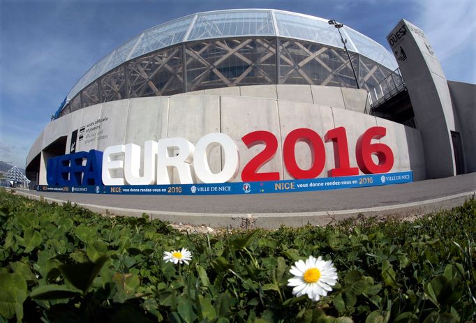 Stadiony pro Euro 2016: Allianz Riviera, Nice