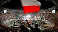 A to i přes to, že měl v zádech napěchovaný městský stadion ve Vratislavi, který pojme přes 42 tisíc diváků. Mimochodem, za rok se právě zde budou hrát zápasy fotbalového Eura.