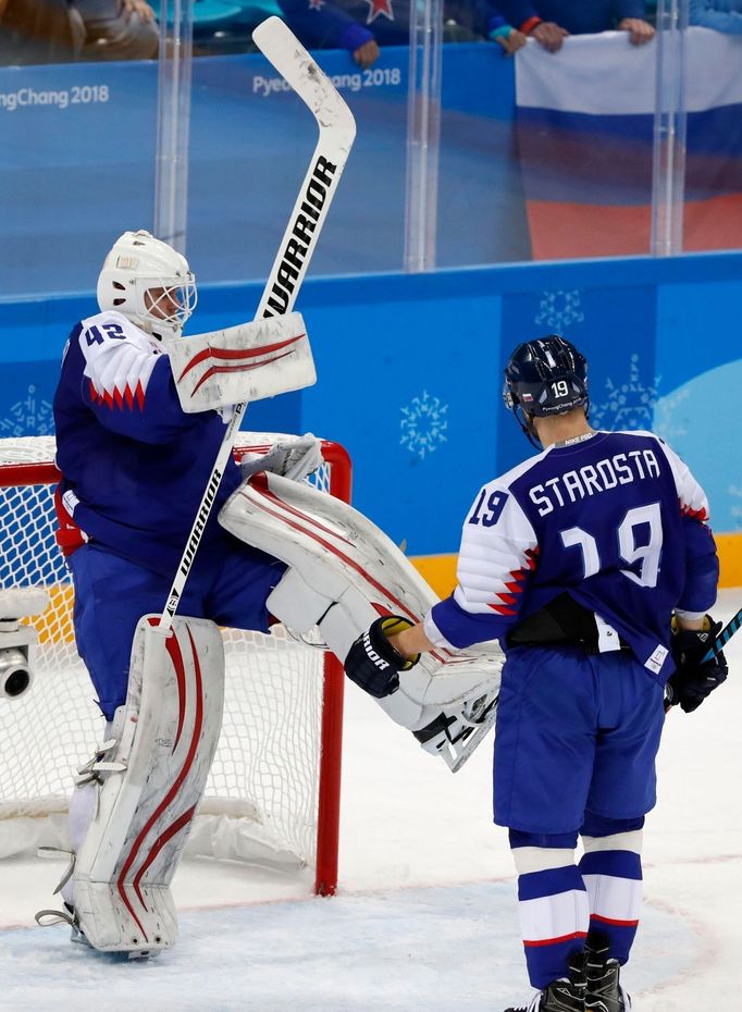 Branislav Konrád slaví výhru nad Rusy na olympiádě 2018.