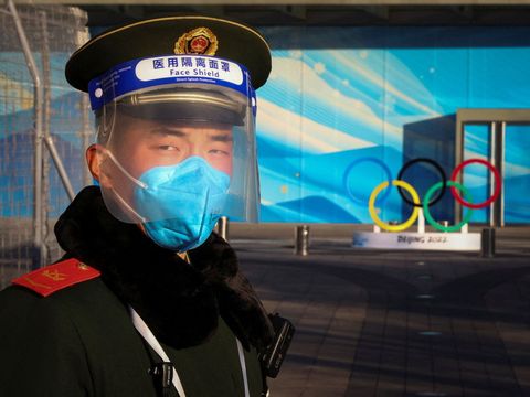Na sportovce v Pekingu cílí špionáž, varuje Západ. Češi pořadatelům olympiády věří