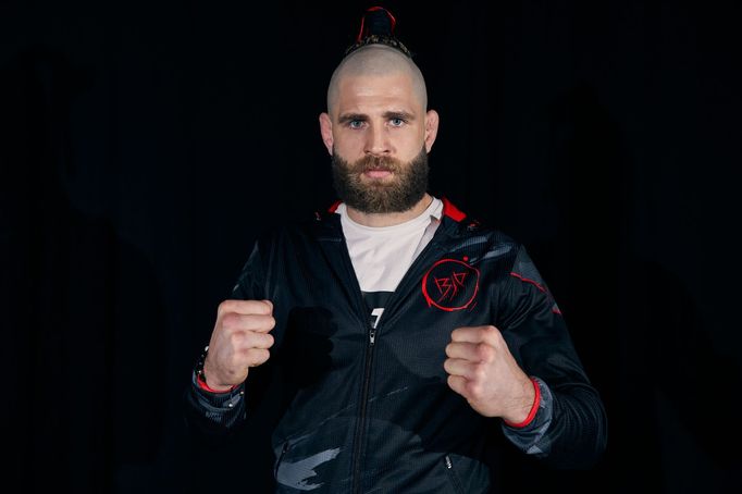 Jiří Procházka, MMA, odlet do Las Vegas 2021