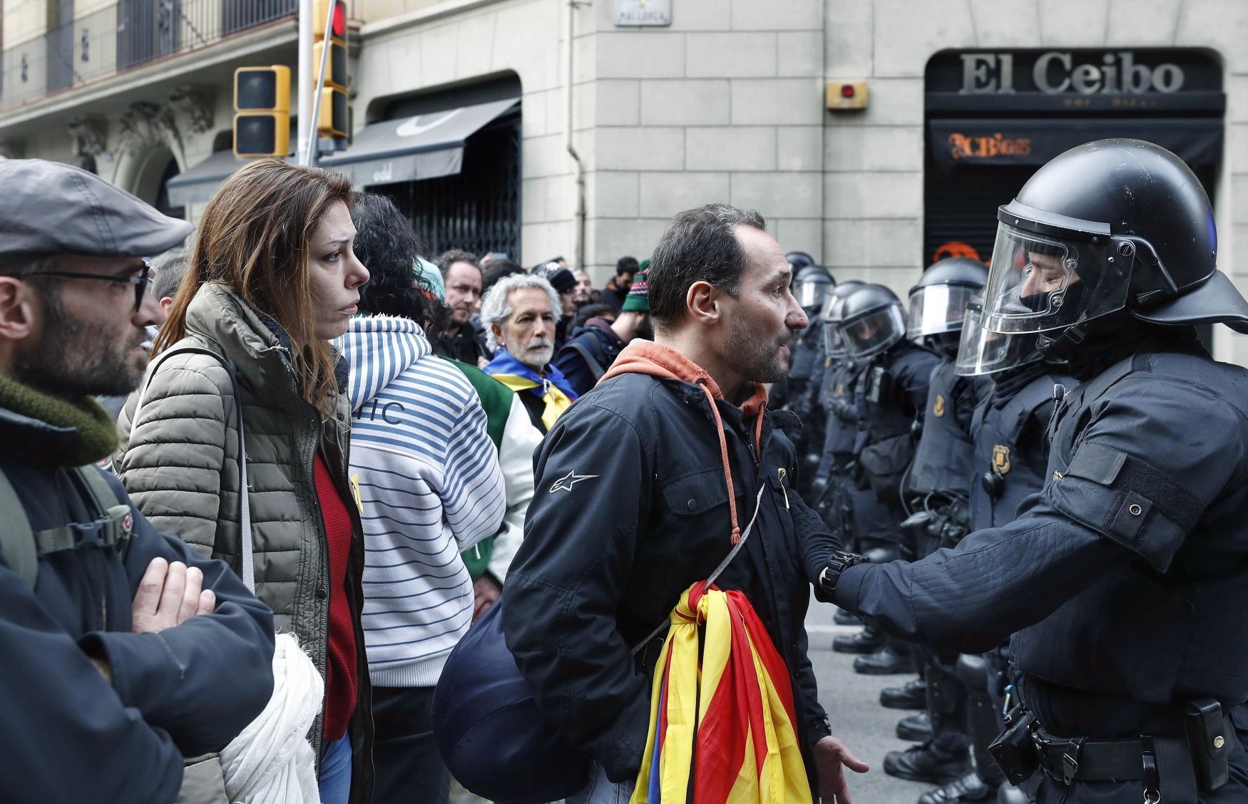 Demonstrace na podporu Puigdemonta v Barceloně, březen 2018