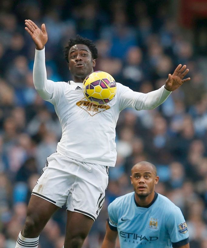 Bony Wilfried v utkání proti Manchesteru City