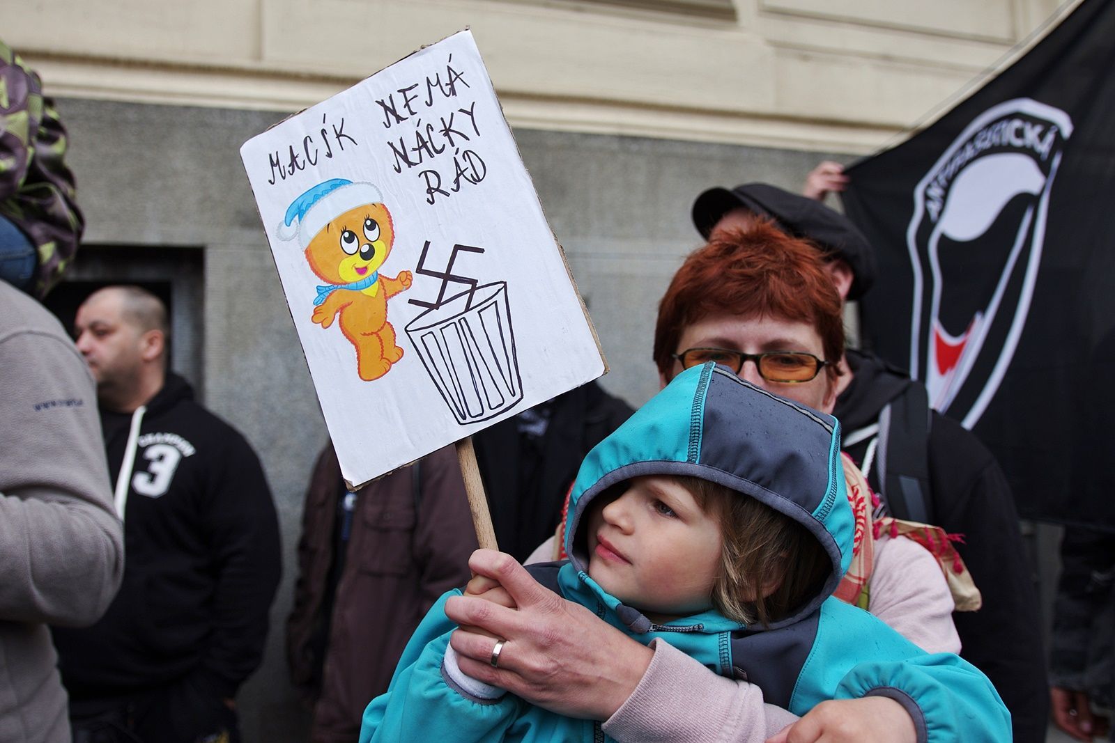 Brno blokovalo pochod neonacistů - finální foto