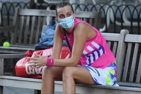 Uslzená Kvitová i vzpomínky na zničená dvojčata. To jsou nejsilnější fotky US Open