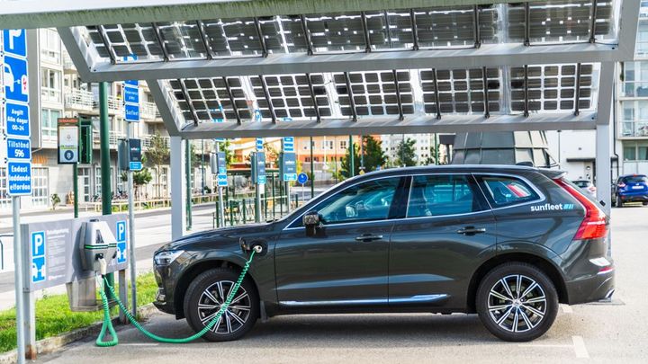 Švédsko zrušilo část podpor pro elektromobily. Trh se rozjel, tvrdí tamní vláda; Zdroj foto: Shutterstock