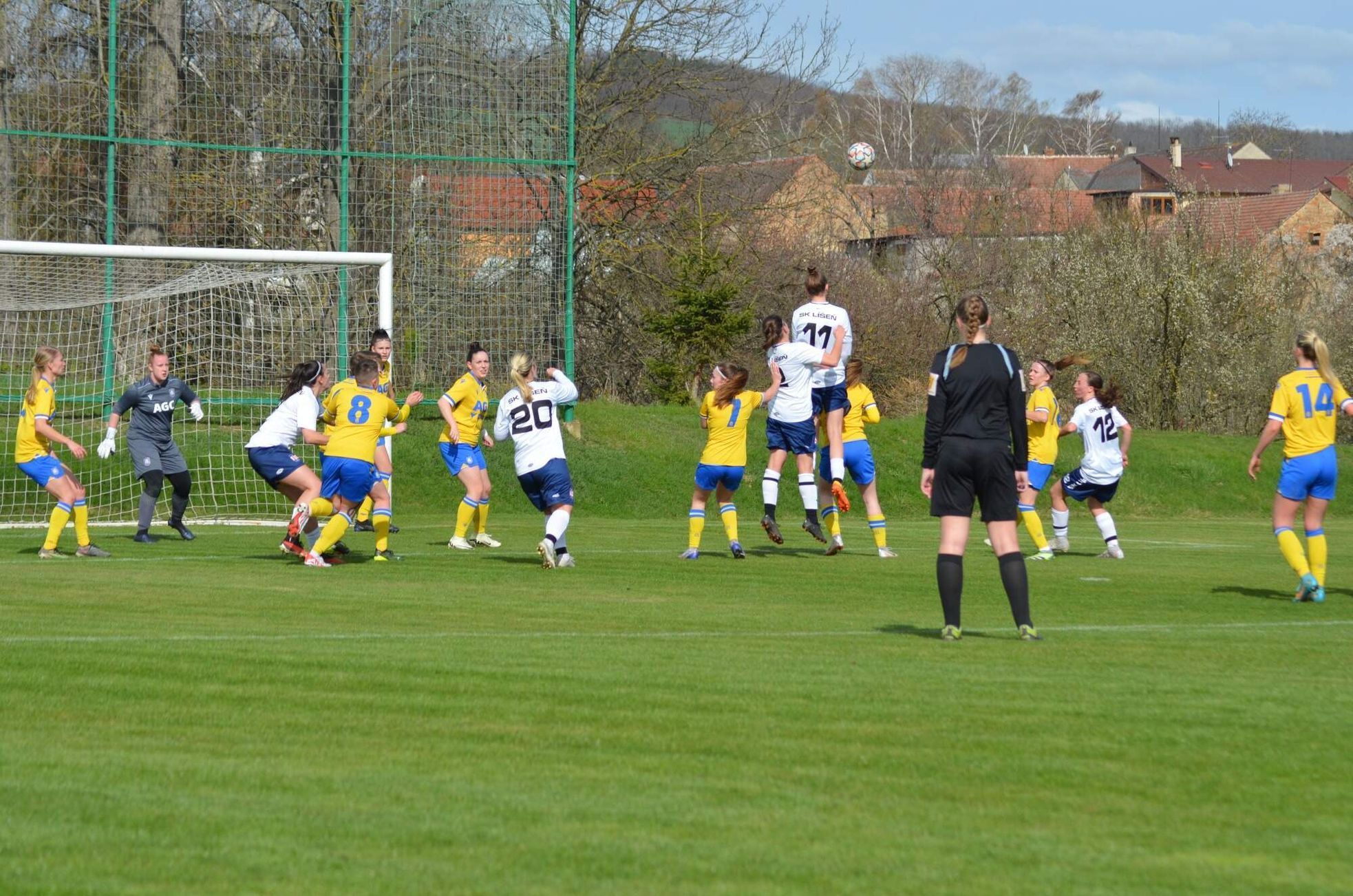 Fotbalová rozhodčí Kateřina Fraňková