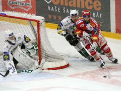 HC Slavia Praha - Energie Karlovy Vary: čtvrté utkání finále playoff