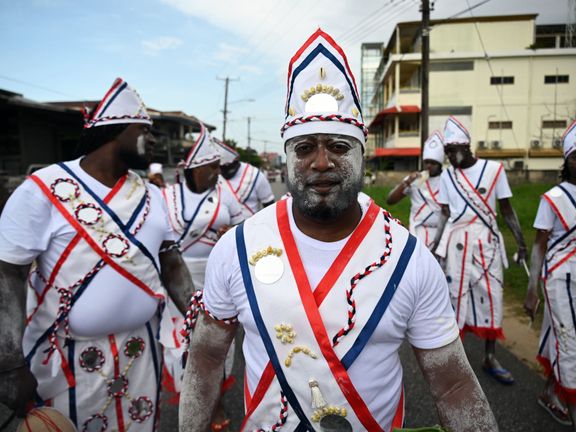 V Surinamu fotil Michal Hertlík i karneval.