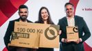 2. místo Refork (na snímku zleva): zástupce firmy Refork, Helena Továrková, předsedkyně poroty a Marián Zelko, CSO Generali České pojišťovny.