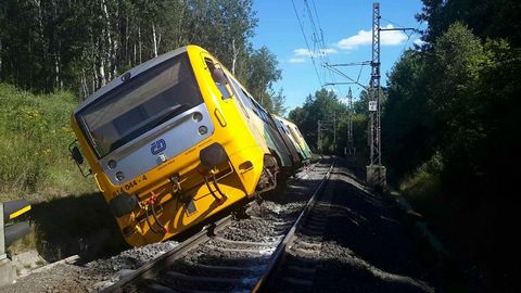 Další problémy na železnicích. Jak je bude ministr Havlíček řešit?