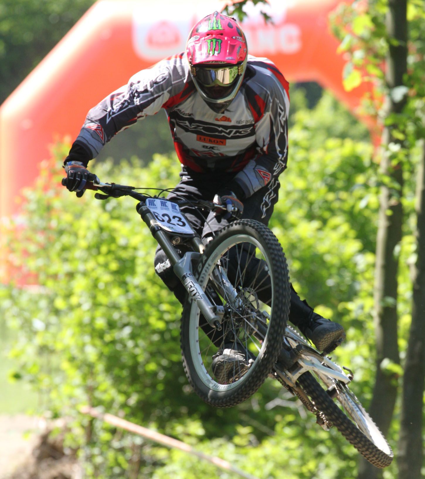 Český pohár horských kol ve sjezdu, Monínec