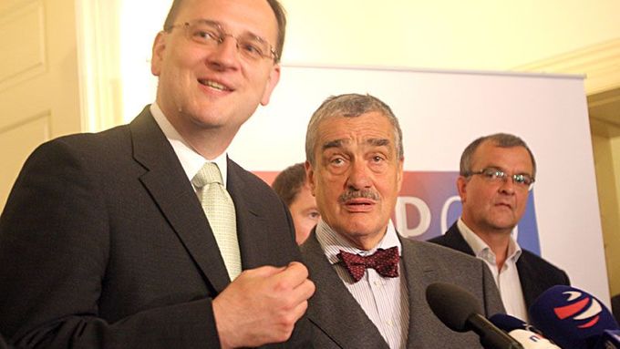 Petr Nečas a lídři TOP 09 Karel Schwarzenberg s Miroslavem Kalouskem