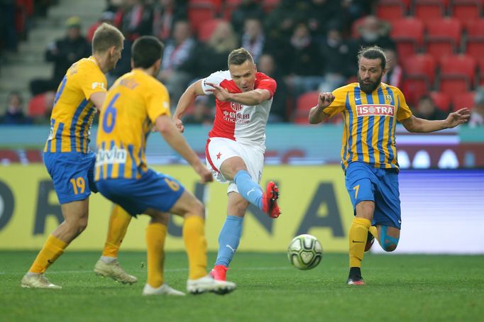 Stanislav Tecl v zápase 22. kola Slavia - Opava