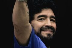 Maradona má jasno: Zlatý míč měl mít Rooney, ne Kaká