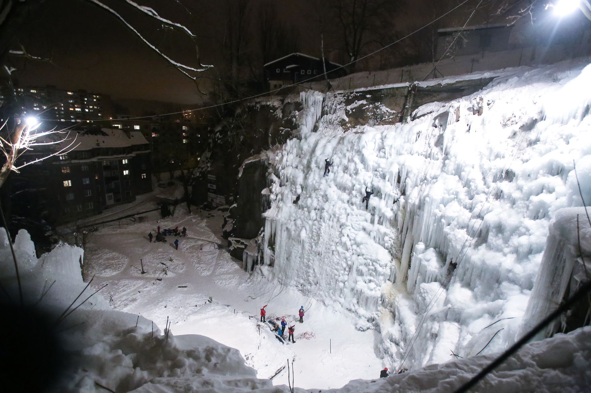 Umělá ledová stěna v Liberci