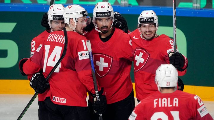Švýcaři potupili Finsko osmi góly. A zajistili Čechům triumf v Euro Hockey Tour; Zdroj foto: Reuters