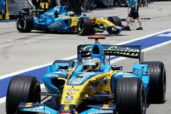 F1 míří do Imoly, zastaví někdo Renault?