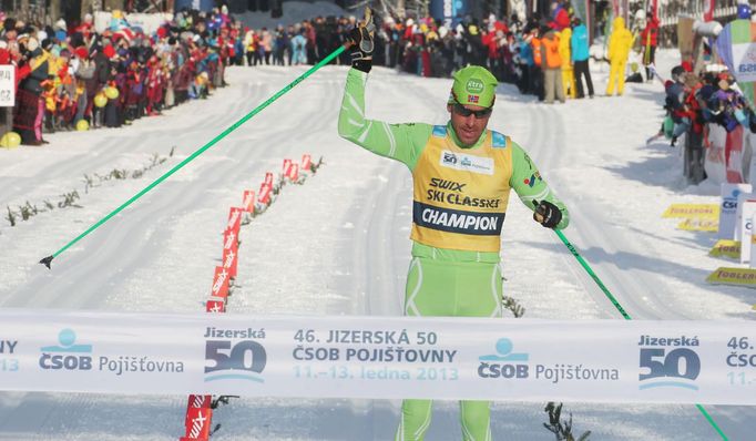 Anders Aukland v neděli přidal třetí triumf do své sbírky úspěchů z Jizerské 50.