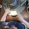 Výroba šperků z granátů, firma Granát Turnov